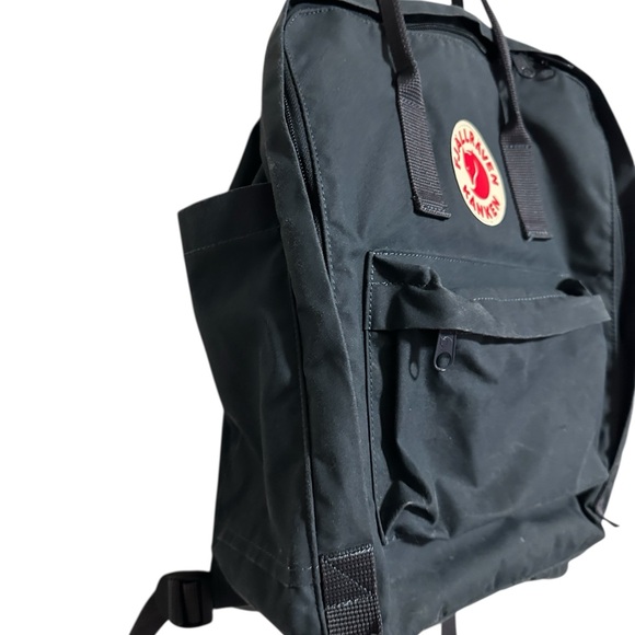 Fjallraven Kånken Blue Backpack EUC - Picture 7 of 11